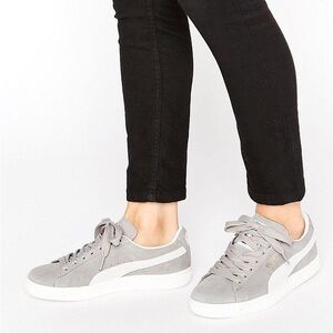 Puma Women's Classic Gray Sneakers size 6